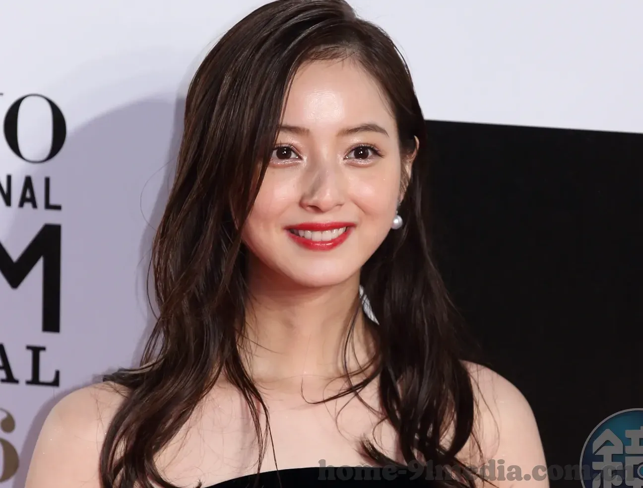 麻豆传媒合集下载-安全、合法的网络娱乐，正面的选择